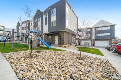 70 E Weekes Way Clearfield UT 84015