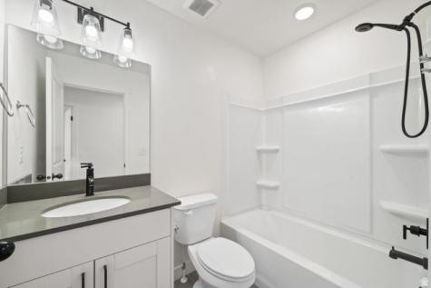 70 E Weekes Way Clearfield UT 84015