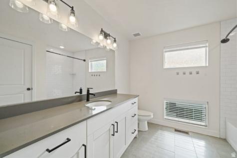 70 E Weekes Way Clearfield UT 84015