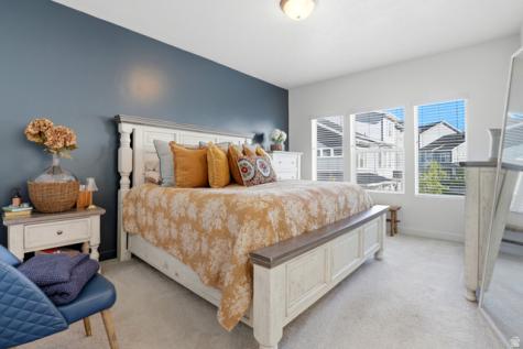 329 W 25 N Layton UT 84041