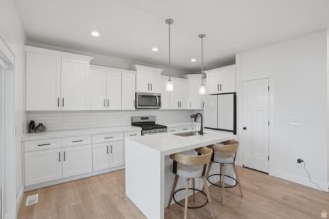 10538 S Bay Meadow Drive Sandy UT 84092