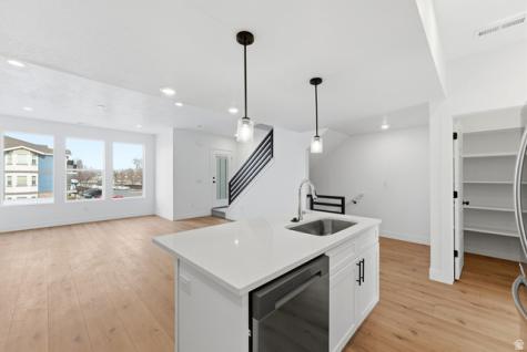 136 E Chambord Court S Sandy UT 84070
