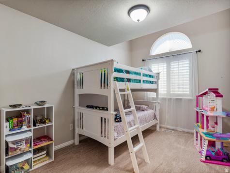 1319 E Old Maple Court Murray UT 84117