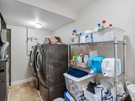 1319 E Old Maple Court Murray UT 84117
