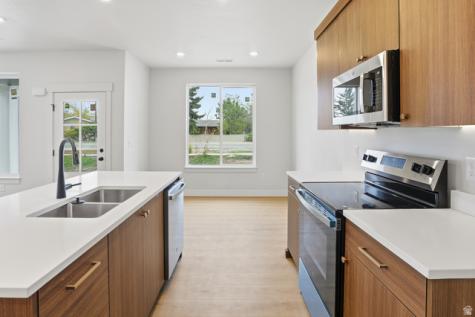 71 E 1225 S Tremonton UT 84337
