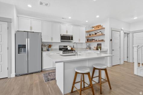 5143 W Split Rock Drive South Jordan UT 84009