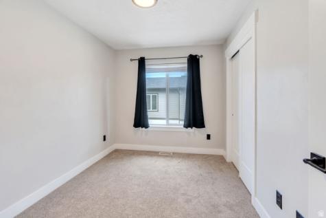 315 E 4115 S Millcreek UT 84107