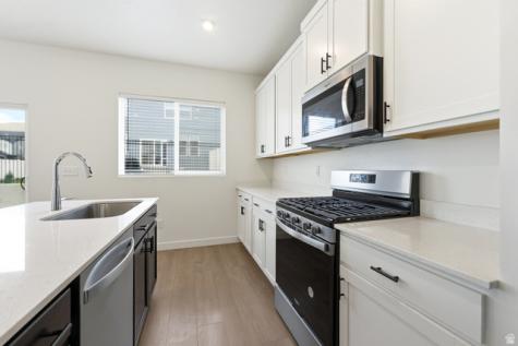 3678 N Oak Boulevard Eagle Mountain UT 84005