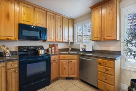 1082 E 370 N American Fork UT 84003