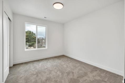354 E 7635 S Sandy UT 84047