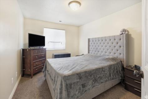 1912 N 300 W Harrisville UT 84414