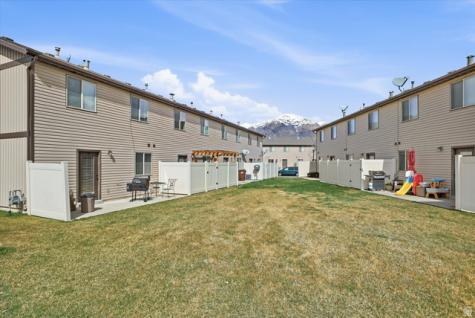 1912 N 300 W Harrisville UT 84414