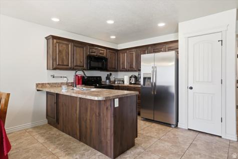 1912 N 300 W Harrisville UT 84414