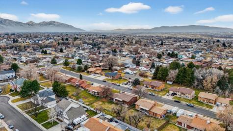 949 S 1060 E Springville UT 84663