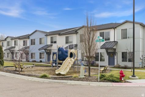 421 E Penny Lane Clearfield UT 84015