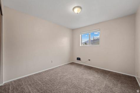 842 S 50 E Orem UT 84058