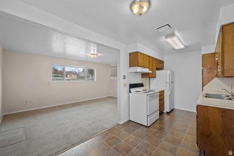 842 S 50 E Orem UT 84058