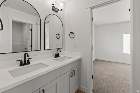 39 N 200 E Richfield UT 84701