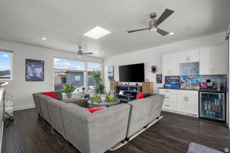 4589 W Scissor Way South Jordan UT 84009