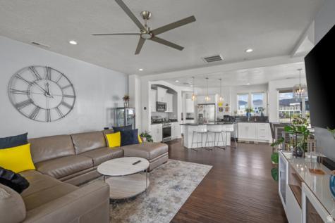 4589 W Scissor Way South Jordan UT 84009