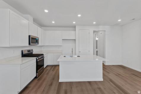 1287 E 1670 N Payson UT 84651