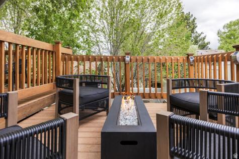 2027 E 10095 S Sandy UT 84092