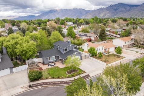 2027 E 10095 S Sandy UT 84092