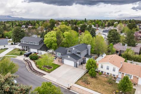 2027 E 10095 S Sandy UT 84092