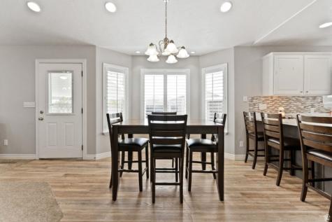 1096 S 350 E Payson UT 84651