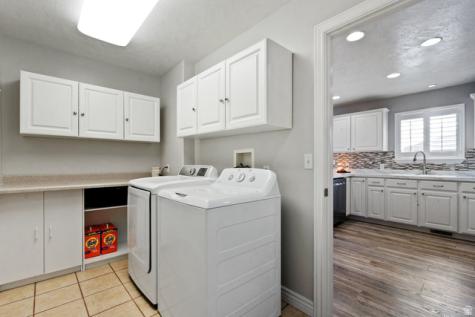1096 S 350 E Payson UT 84651