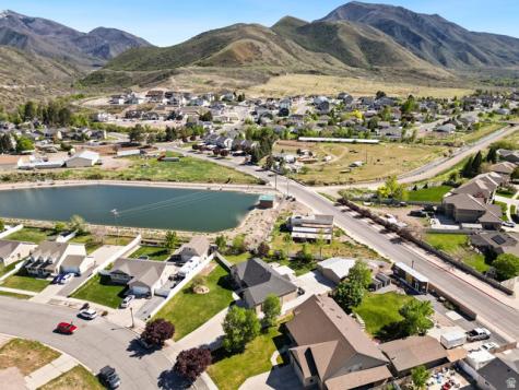 1096 S 350 E Payson UT 84651