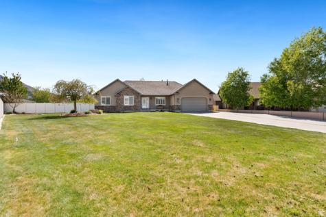 1096 S 350 E Payson UT 84651