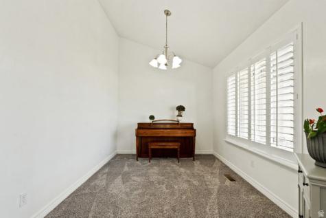 1096 S 350 E Payson UT 84651