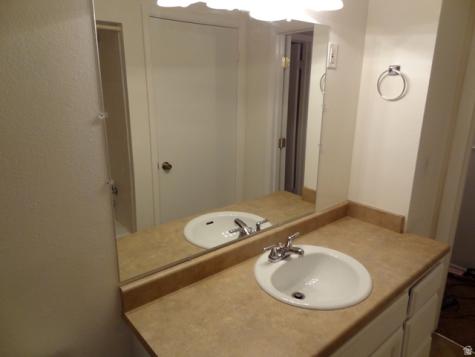 2156 E Falcon Way Sandy UT 84093