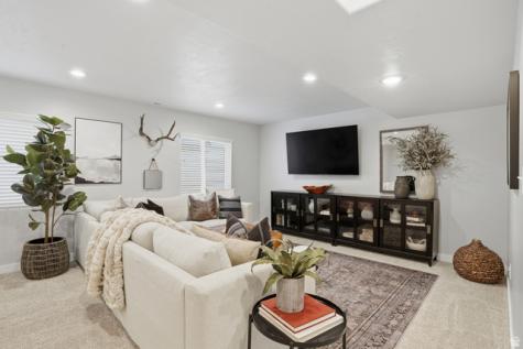 3763 W Grassy Meadow Drive South Jordan UT 84009