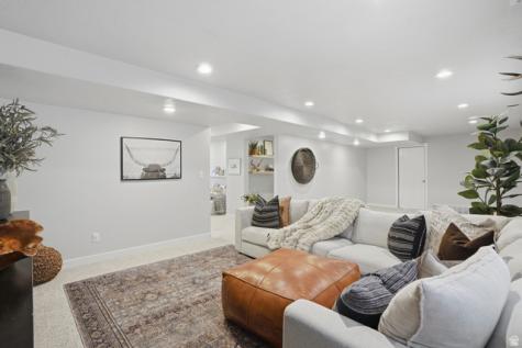 3763 W Grassy Meadow Drive South Jordan UT 84009