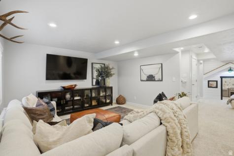 3763 W Grassy Meadow Drive South Jordan UT 84009