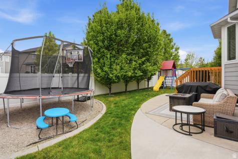 3763 W Grassy Meadow Drive South Jordan UT 84009