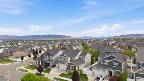 3763 W Grassy Meadow Drive South Jordan UT 84009