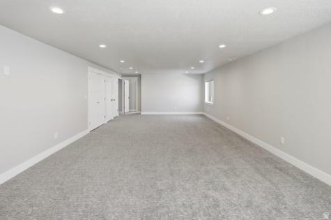 582 W 1960 N Tooele UT 84074