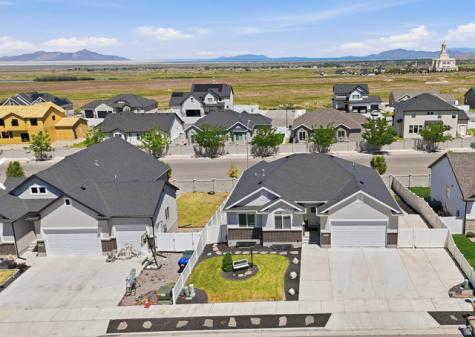 582 W 1960 N Tooele UT 84074