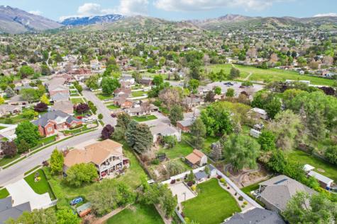 2512 S 150 W Bountiful UT 84010