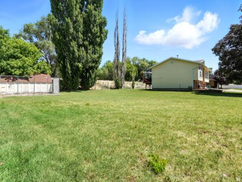 2802 W 4875 S Roy UT 84067