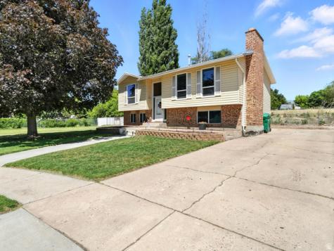 2802 W 4875 S Roy UT 84067