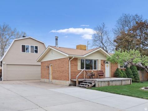 537 E 1900 N North Ogden UT 84414