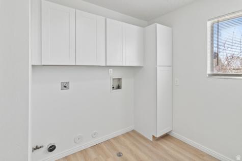 307 S 400 E Hyde Park UT 84318