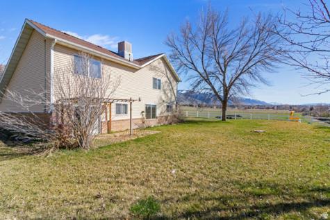 307 S 400 E Hyde Park UT 84318