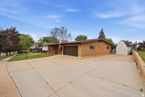 2090 W 5800 S Roy UT 84067