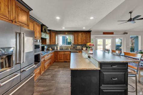 9298 N Deerfield Circle Eagle Mountain UT 84005