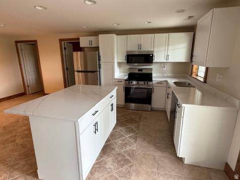 596 E 4190 N Provo UT 84604